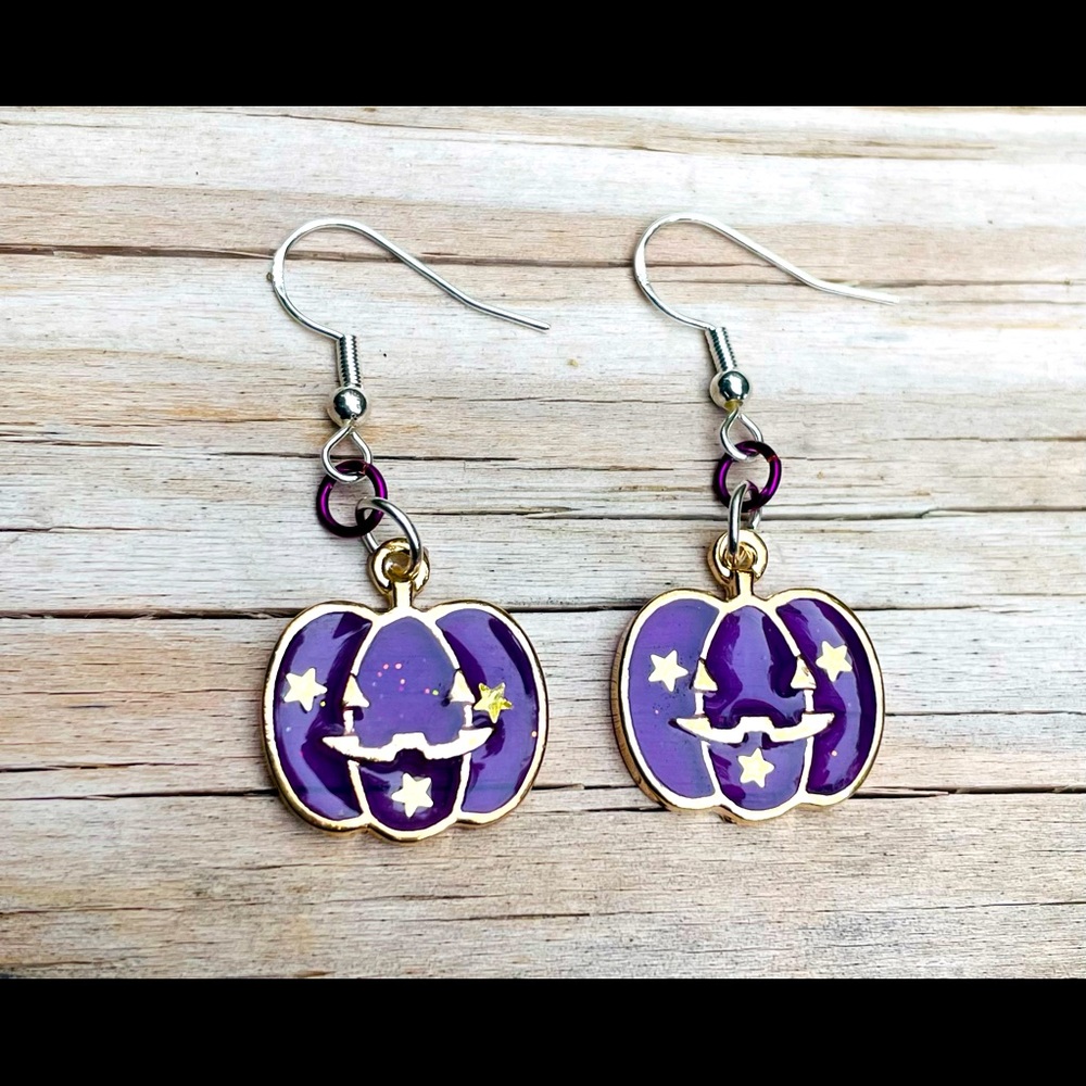 Different Halloween earrings